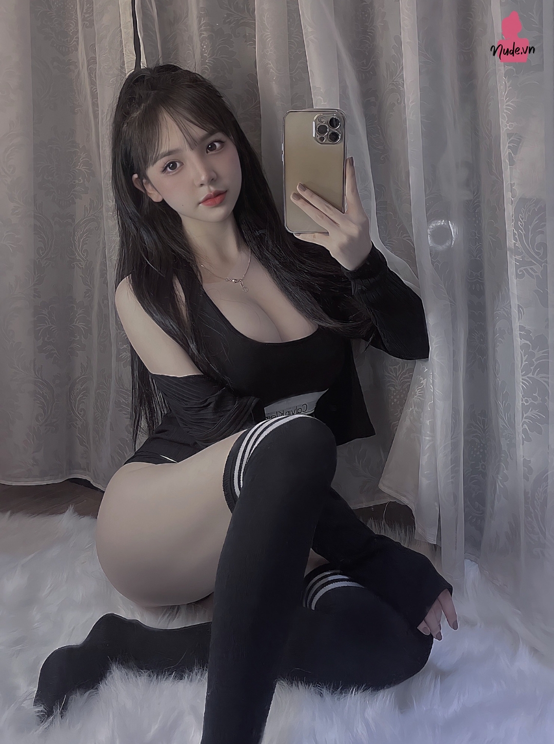 Hình ảnh xinh xắn của hot girl Vinahouse Trần Huyền Châu