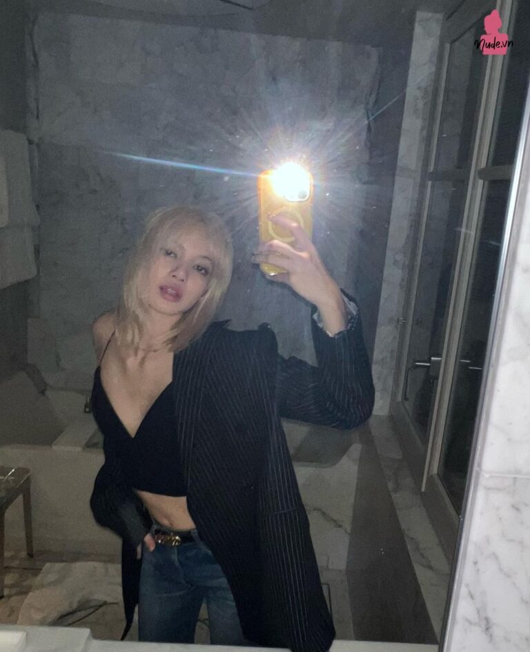 [HOT] Ảnh Bikini sexy cực hiếm của Lisa Blackpink - #NUDEVN