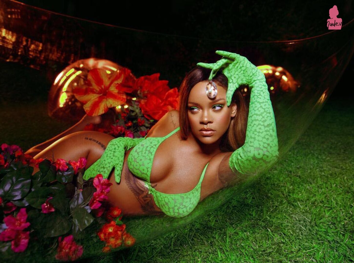 Rihanna bikini ảnh nude vn 15