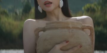Hương Giang Nude trong MV